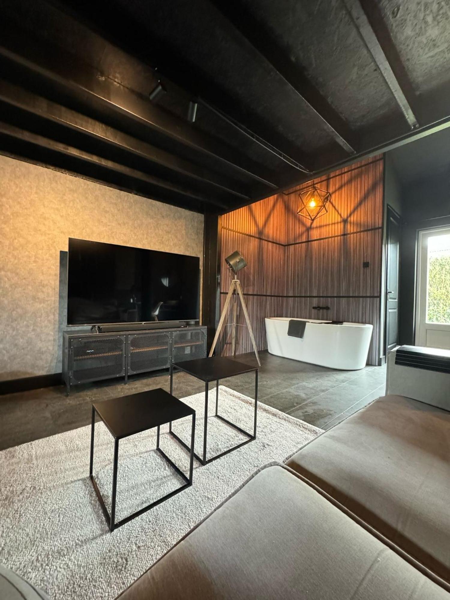 Luxury Loft Apartamento Velddriel Exterior foto