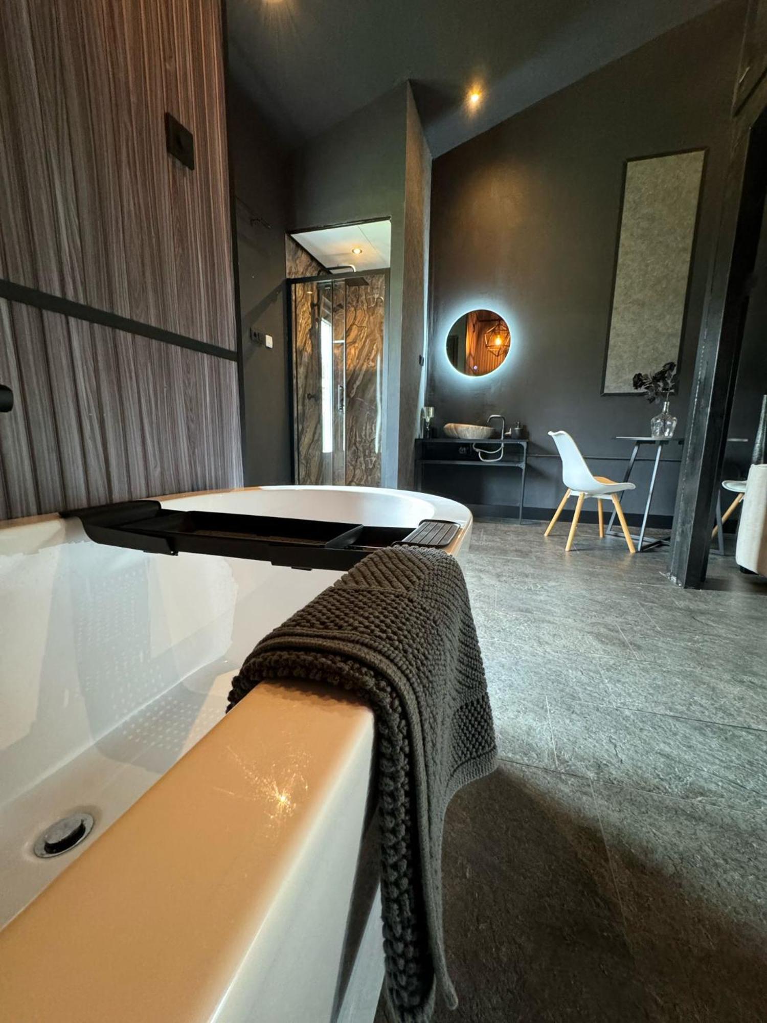 Luxury Loft Apartamento Velddriel Exterior foto